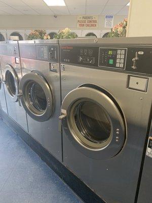 Washer that holds 3x loads