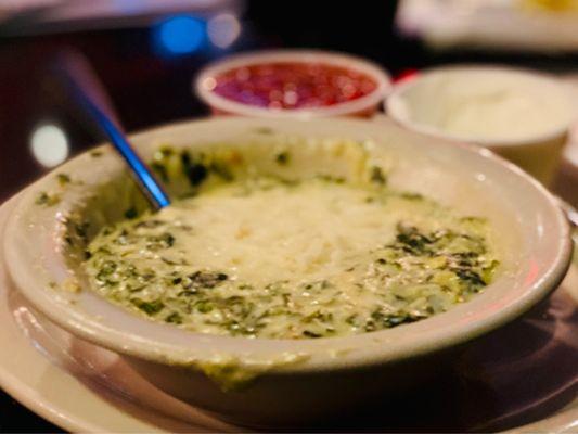 Spinach & Artichoke dip is scratch made here, comes in a big bowl w salsa & sour cream. Fabulous :)...