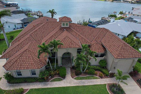 Trademark Roofing, your Roofing Contractor in Sanibel, Sarasota and Cape Coral