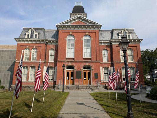 Pike County Courthouse, Milford