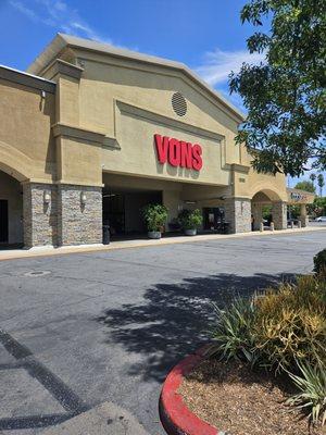 Vons