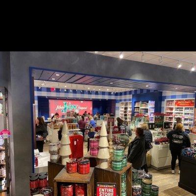 Bath & Body Works