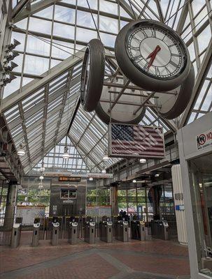 Forest Hills Station