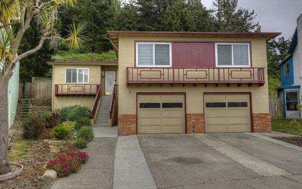 Fantastic 4 bedroom, 2 bath home in the Fairmont neighborhood of Pacifica. Listed for $829,000 and sold for $933,000