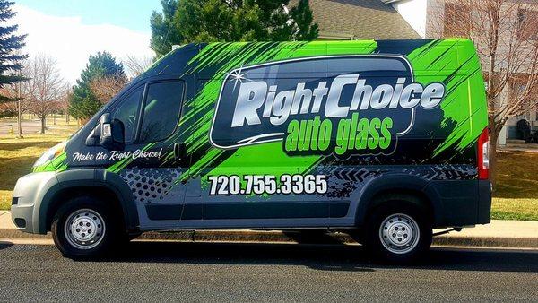 Right Choice Auto Glass in Centennial, Colorado for Windshield Replacement and Repair