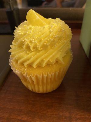 Lemon cupcake