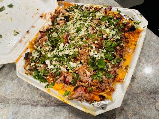 Pulled pork nachos