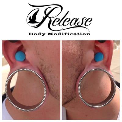 2" eyelets with faceted edges