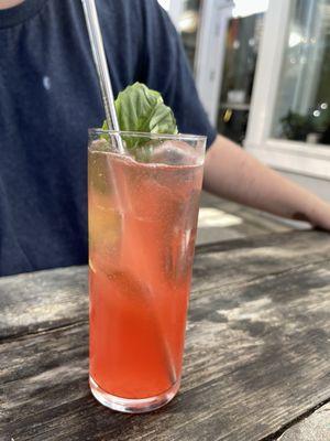 strawberry shrub mocktail