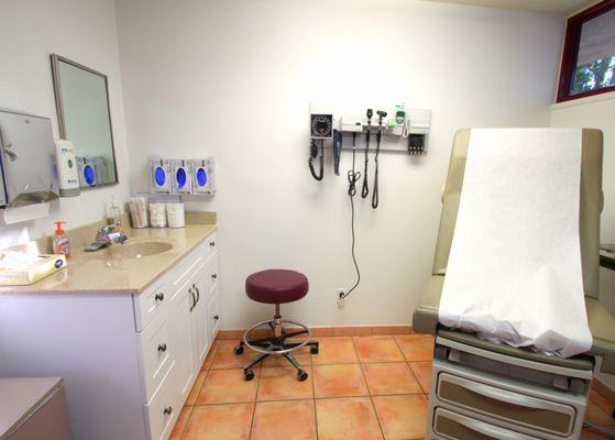 CareSpot procedure room