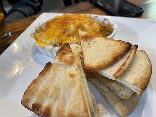 Camden Crab Dip 4/5 lots of good crab meat