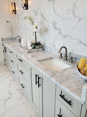 Bianco Carrara marble