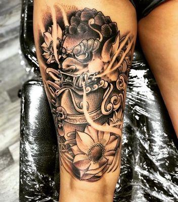 Recent thigh piece done by Harpo!