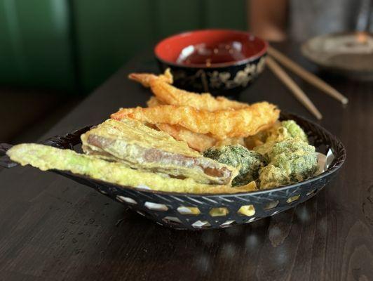 The tempura was delicious and creative.