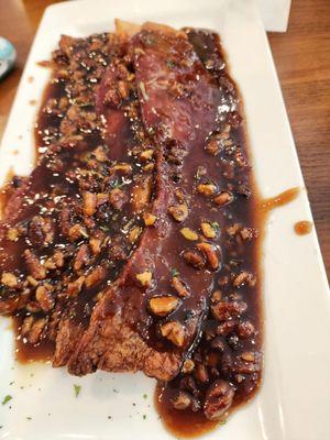 Sweet bacon with pecans