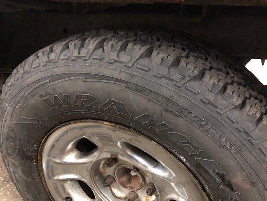 Yumuri Tire Center and Repair