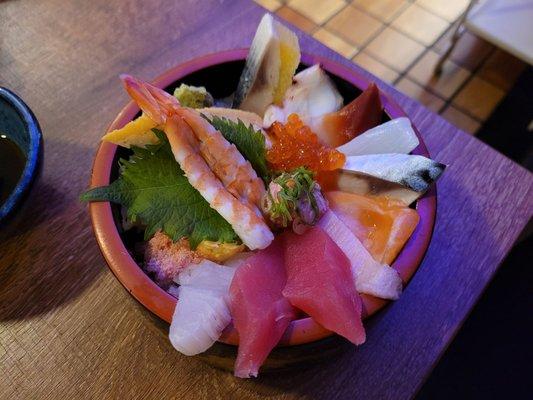 chirashi sushi