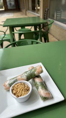 Shrimp spring rolls