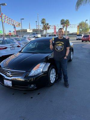 My new 2009 Nissan Altima!