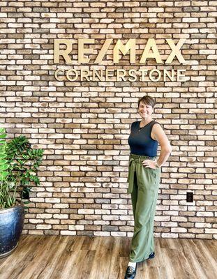 Re/Max Cornerstone, Phoenix Real Estate