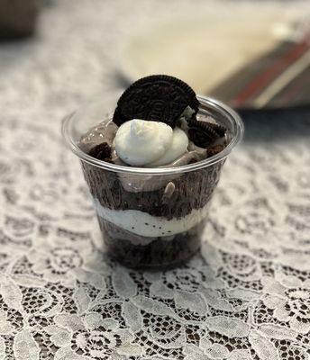 Cookies & Cream Cake Cup