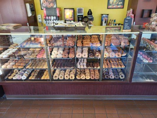 Oooh. Look at all those donuts. Mmmm