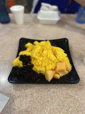 Mango shaved ice