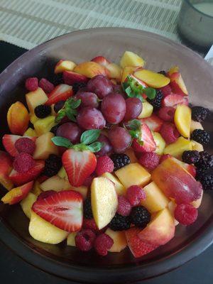 Fresh fruit salad