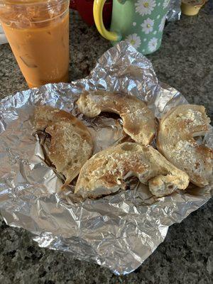 Thai Milk Tea, bagel and cream cheese