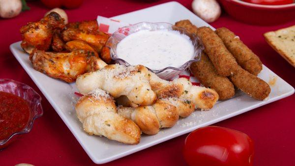 Sampler - mozzarella sticks, garlic knots, wings