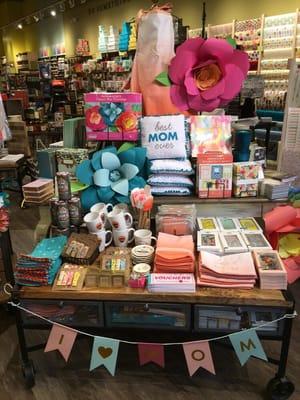 CooL Mother's DAY DispLay