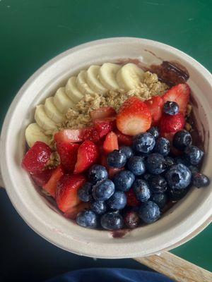 Better Breaky acai bowl with banana