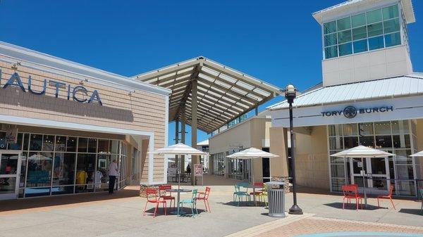 Partially indoor, partially outdoor mall design.