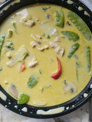 Green curry with chicken.