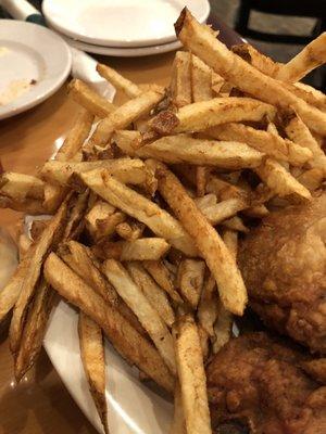 Check out those fresh cut fries.  State Fair worthy.