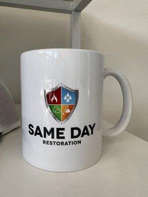 Custom coffee cups