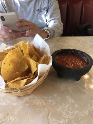 Endless chips and salsa