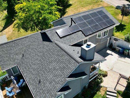 Great Birds Eye Photo Of A Boise, Idaho Roof & Solar Install