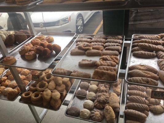 Pan dulce! Which one(s) should I get?!?