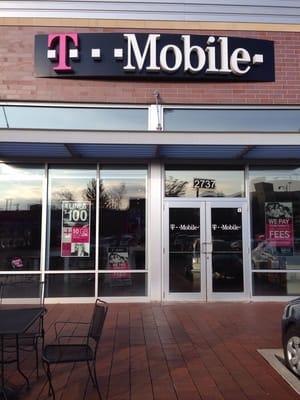 T-Mobile on Elston Avenue