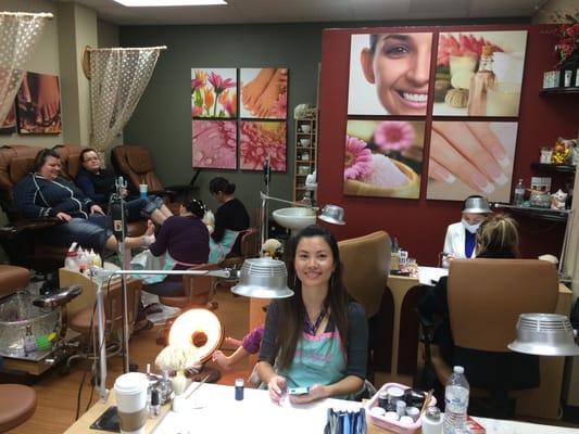 Friendliest Nail Salin in Anchorage!