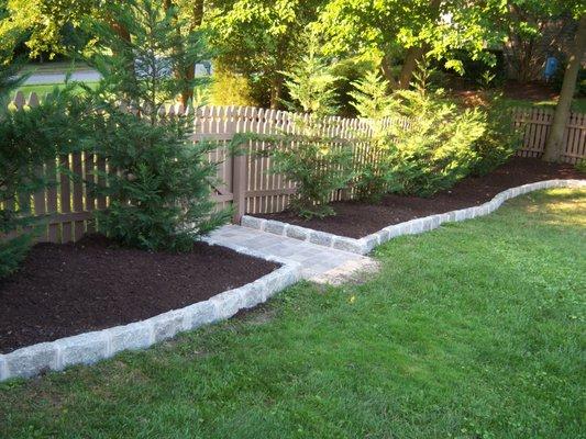 Hardscape, mulching, planting and trimming! Let us give your yard a makeover.