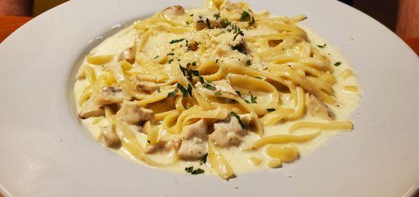 Chicken Fettuccine Alfredo