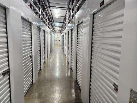 Interior Units - Extra Space Storage at 8020 Eastex Fwy, Beaumont, TX 77708