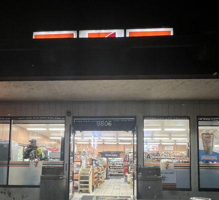 7-Eleven