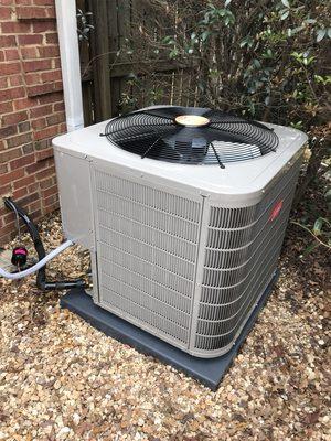 15 Seer Bryant Heat Pump System