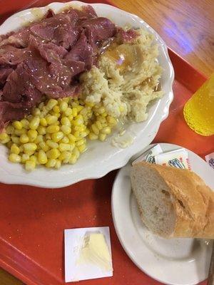 They give you nearly half a loaf of Italian bread with your meal. This is the corned beef dinner. 11.95$