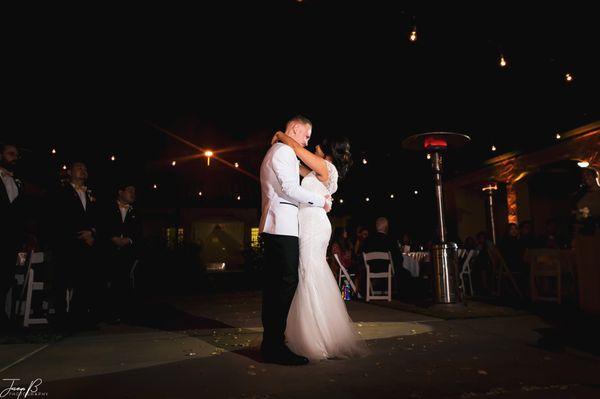 Spotlight and event lighting during the reception