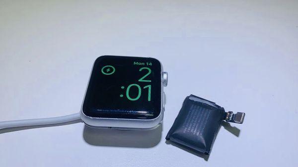 Apple Watch Battery Replacement. Quality parts. Specialized service. Affordable prices