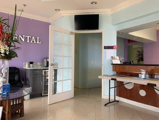 Super Clean Dental Office